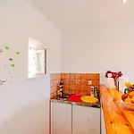 With Parking Space Zrnovo, Korcula - 9239 شقة Zrnovo