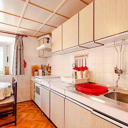 Апартаменты With Parking Space Zrnovo, Korcula - 9239 *