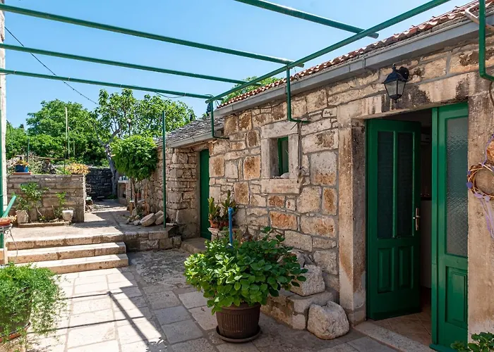 Appartement With Parking Space Zrnovo, Korcula - 9239