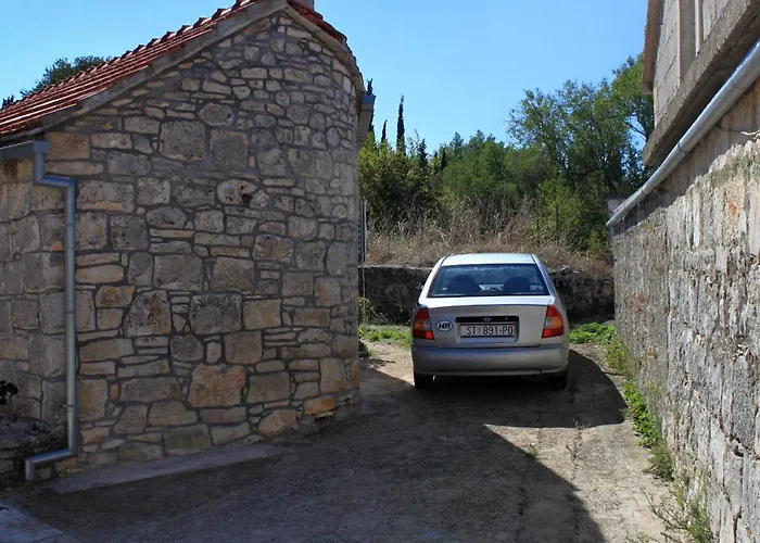 With Parking Space Zrnovo, Korcula - 9239 Appartement Zrnovo