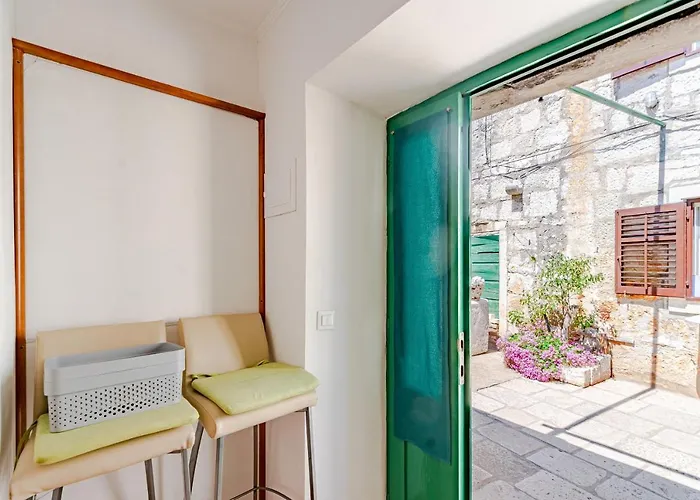 With Parking Space Zrnovo, Korcula - 9239 * Zrnovo