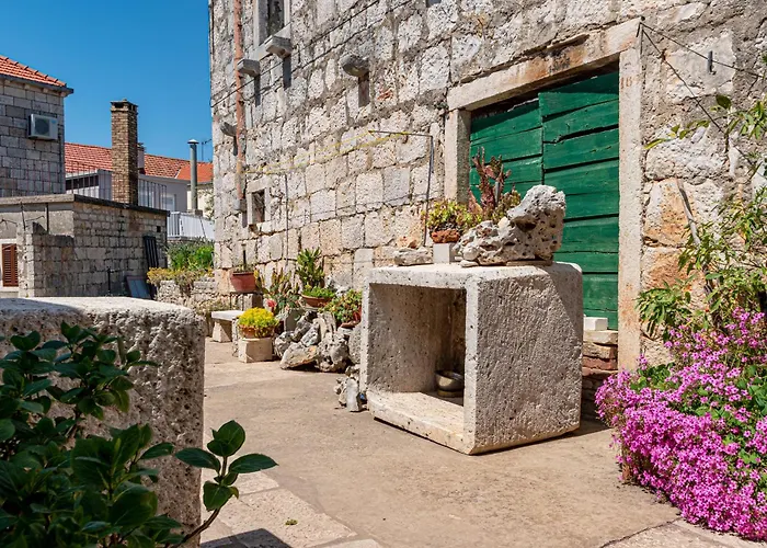 With Parking Space Zrnovo, Korcula - 9239 Zrnovo