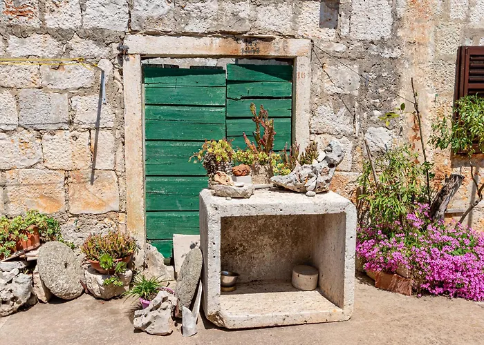 With Parking Space Zrnovo, Korcula - 9239